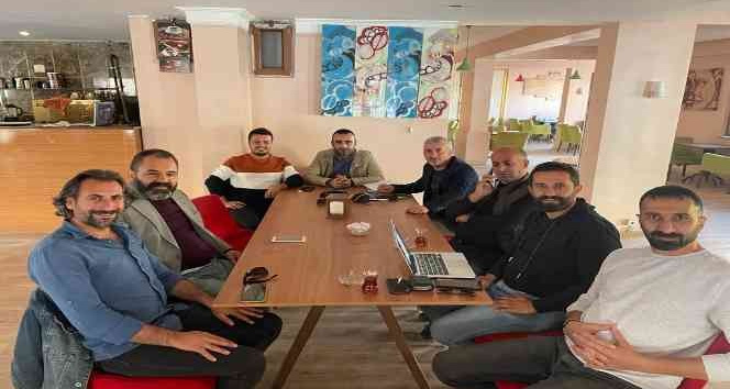 Iğdır’da gazeteciler bir çatı altında toplandı