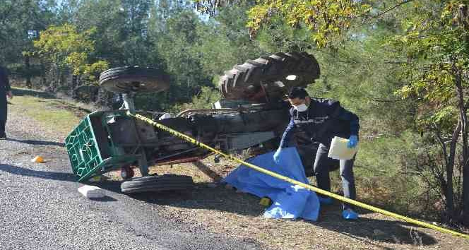 Tokat’ta devrilen traktörün altında kalan sürücü hayatını kaybetti