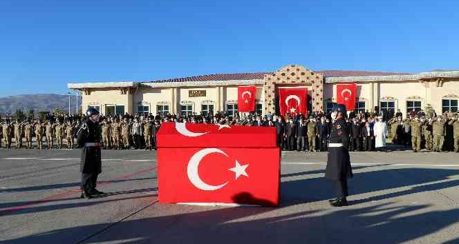 Erzincan’da şehit düşen asker dualarla memleketi Erzurum’a uğurlandı