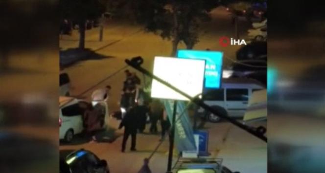 Ankarada 3 insan yere yatırdıkları husumetlisini öldürürcesine dövdü
