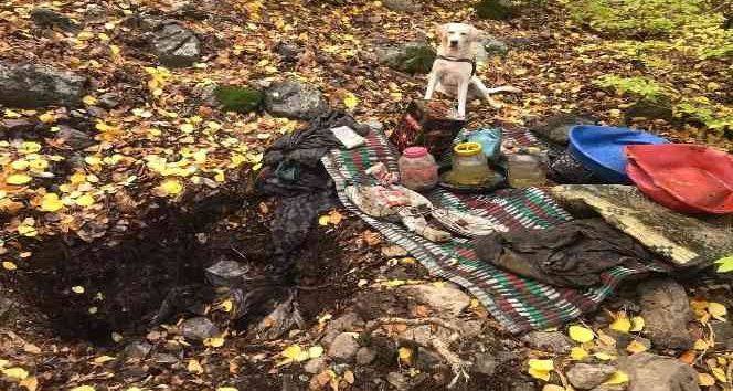 PKK’ya ait sığınakta yaşam malzemesi ele geçirildi