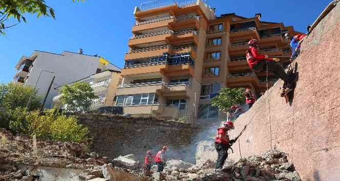 Tunceli’de AFAD gönüllüleri ve sivil toplum örgütleri eğitiliyor
