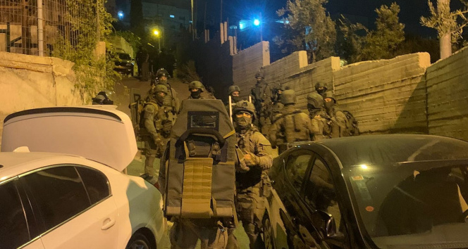 İsrail askerleri, Kudüste 5 Filistinliyi gözaltına aldı