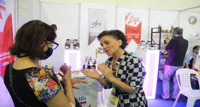 Türkiye’nin ilk doğal kozmetik üreticisi kadın kooperatifi YÖREX’te