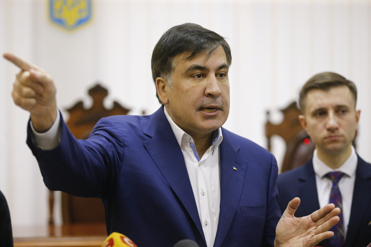 Açlık grevini sürdüren eski Gürcistan Cumhurbaşkanı Saakaşvili&#039;ye kan nakli