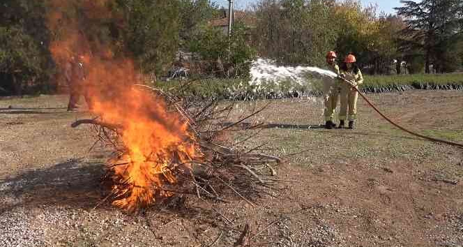 Yangın söndürme tatbikatı gibi düğün