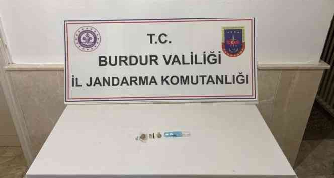 Burdur’da zehir tacirlerine suçüstü baskın
