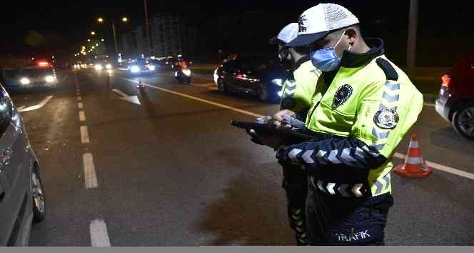 Ordu’da 58 motosiklet sürücüsüne kask cezası