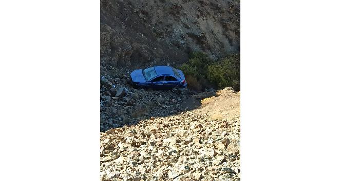 Bingöl’de otomobil uçuruma yuvarlandı: 4 yaralı