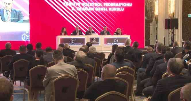 Türkiye Voleybol Federasyonu’nda Mehmet Akif Üstündağ yeniden başkan seçildi