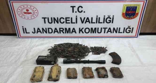 Tunceli’de çok sayıda mühimmat ve yaşam malzemesi ele geçirildi