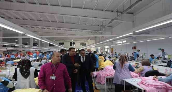 Vali Oktay Çağatay’dan Nur Yapı Tekstili Firması’na ziyaret