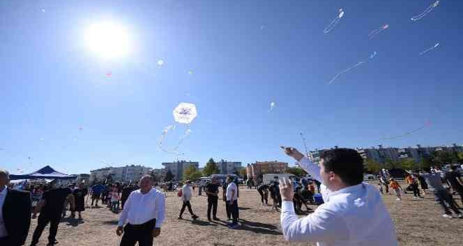 Altıeylül’den 2. uçurtma şenliği