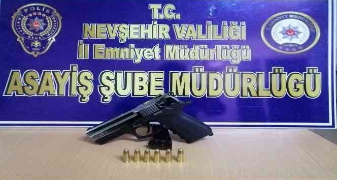 Silahla tehdit olayına karışan Afgan uyruklu şahıs göz altına alındı