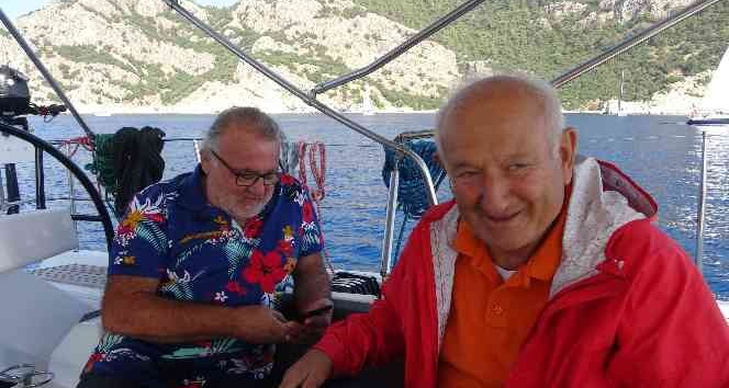 Ünlü Tiyatro sanatçısı Levent Çelmen ve Orkestra Şefi Turgay Noyan’ın Yelken sevdası