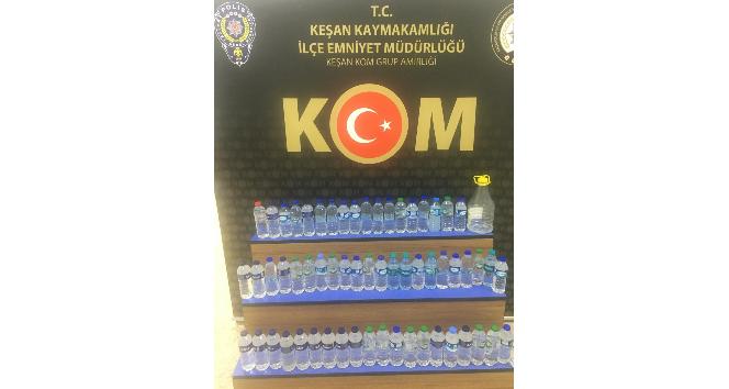62 adet pet şişe içinde sahte rakı ele geçirildi