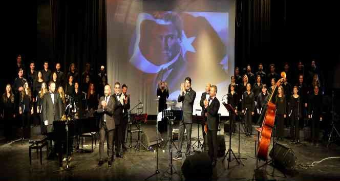 Cumhuriyetin 98. Yılı Cumhuriyet ve Atatürk konseri ile kutlandı