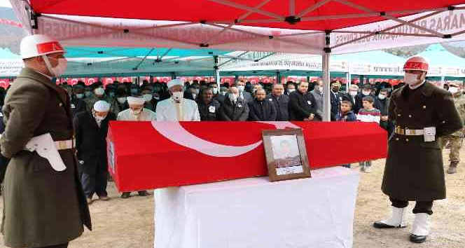 Kahramanmaraşlı şehit son yolculuğuna uğurlandı