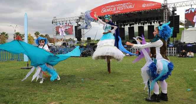 Funda Arar, Cumhuriyet coşkusuna eşlik edecek