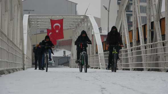 29 Ekim'de Ardahan'da kar sürprizi.