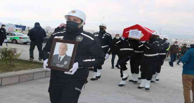 Kazada hayatını kaybeden polis için tören