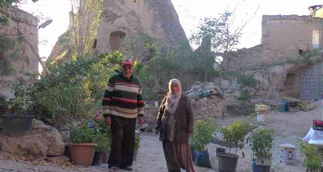 Ömürleri peribacalarının içinde geçti