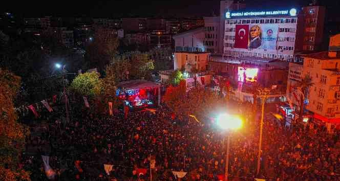 Cumhuriyet Bayramı coşkusu Büyükşehir ile yaşandı