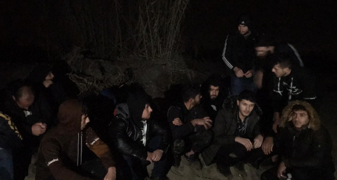 Antalyada 15 kesintili göçmen yakalandı