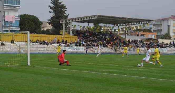 TFF 3. Lig: Osmaniyespor FK: 1 - Fatsa Belediyespor: 2