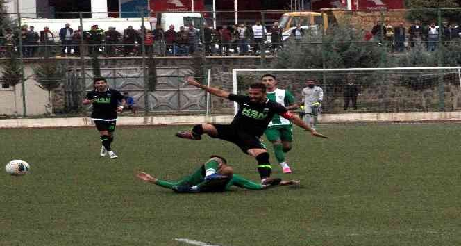 Kilis Belediyespor:2 Nizipspor:0