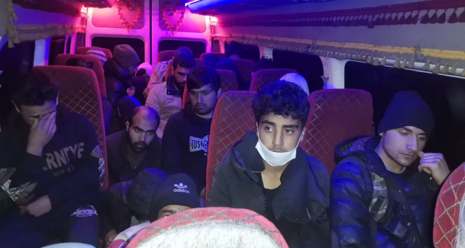 Bitliste 64 kaçak göçmen yakalandı