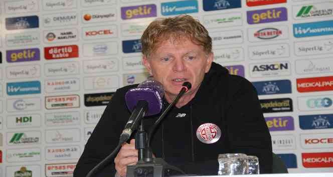 Alfons Groenendijk: “Aldığımız 3 puan önümüzdeki maçlarda bize güç katacaktır”