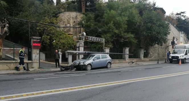 Beşiktaş Anadolu Lisesi müdürünün yaşadığı kaza kamerada