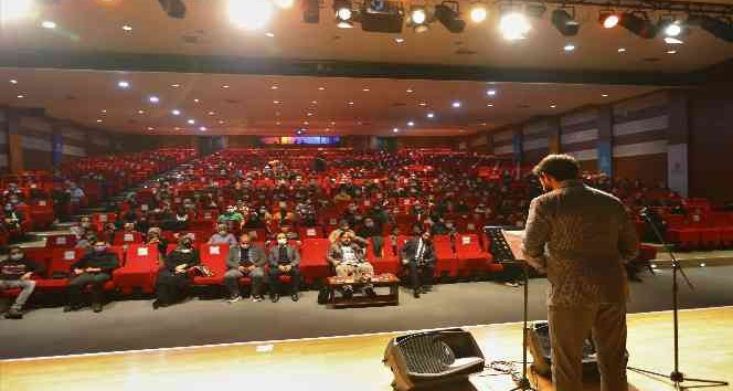 Başakşehir Yahya Kemal şiirleriyle buluştu