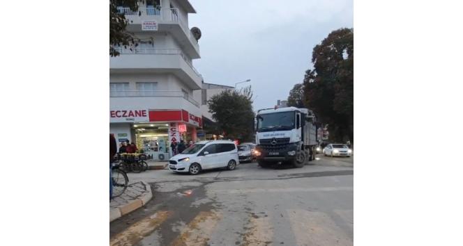Yaya geçidinde kaza