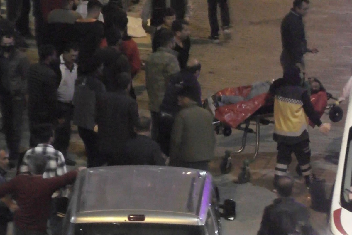Kayınbiraderlerini bıçakla yaraladı