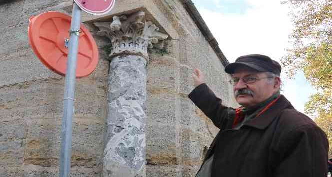 Selimiye Camii’ndeki 2 bin yıllık ’Zeus tapınağı’ sütunu asırlara meydan okuyor