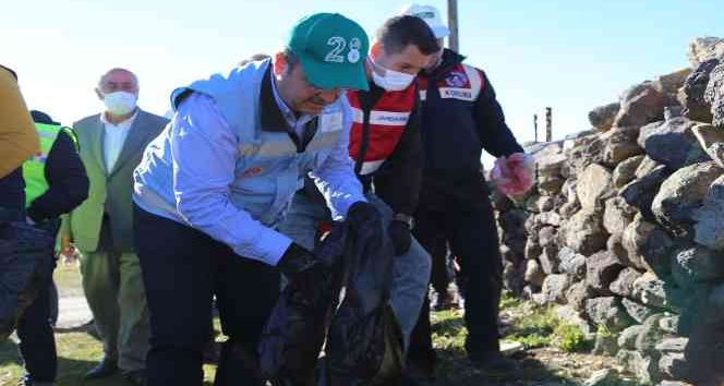 Giresun yaylalarında çöp toplandı