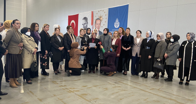 AK Partili Kadın Meclis Üyelerinden Lütfü Türkkana tepki