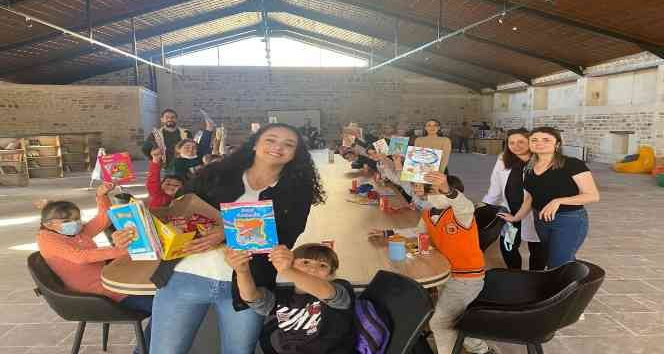 Öğrencilere kitap okuma alışkanlığı kazandırılıyor