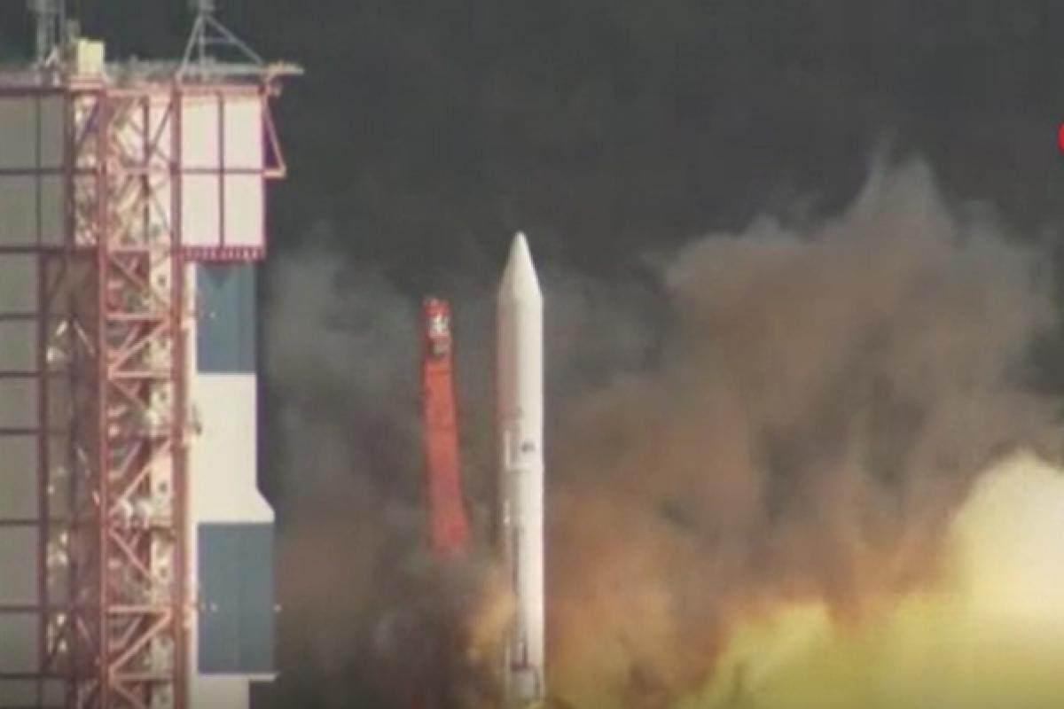 Japonya uzaya uydu fırlattı