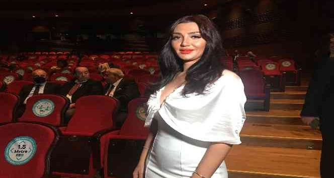 Azerbaycan’ın divası Sevinc Ağaşirinova, Türkiye’de ödül aldı