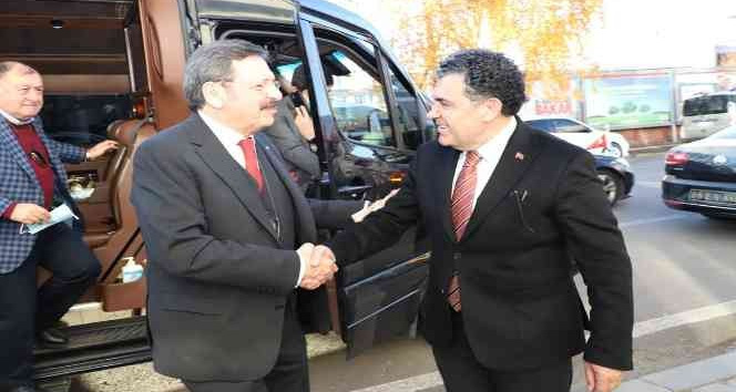 TOBB Başkanı Rıfat Hisarcıklıoğlu, Belediye Başkanı Faruk Demir’i ziyaret etti