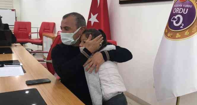 Vali bir günde 278 vatandaşın sorun ve taleplerini dinledi