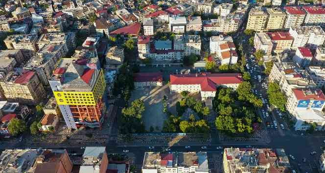 O binanın enkaz satış ve yıkım işi ihalesine 6,6 milyon lira teklif