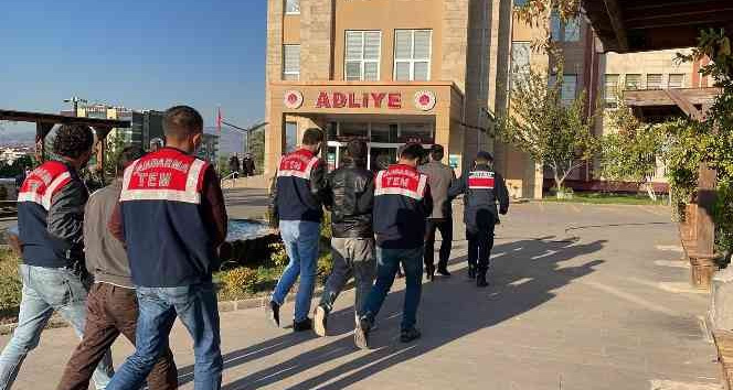 Kahramanmaraş merkezli DEAŞ operasyonuna 3 tutuklama