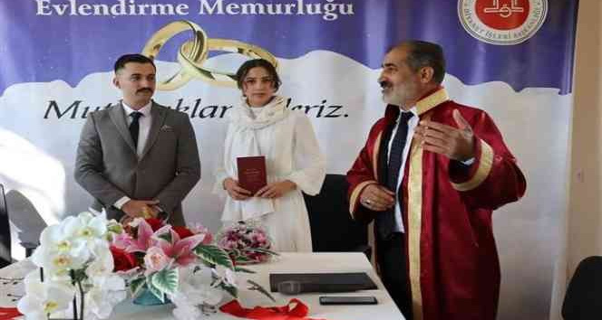 Tunceli Müftülüğünde ilk resmi ve dini nikah kıyıldı