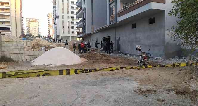 12. kattan asansör boşluğuna düşen boya işçisi hayatını kaybetti