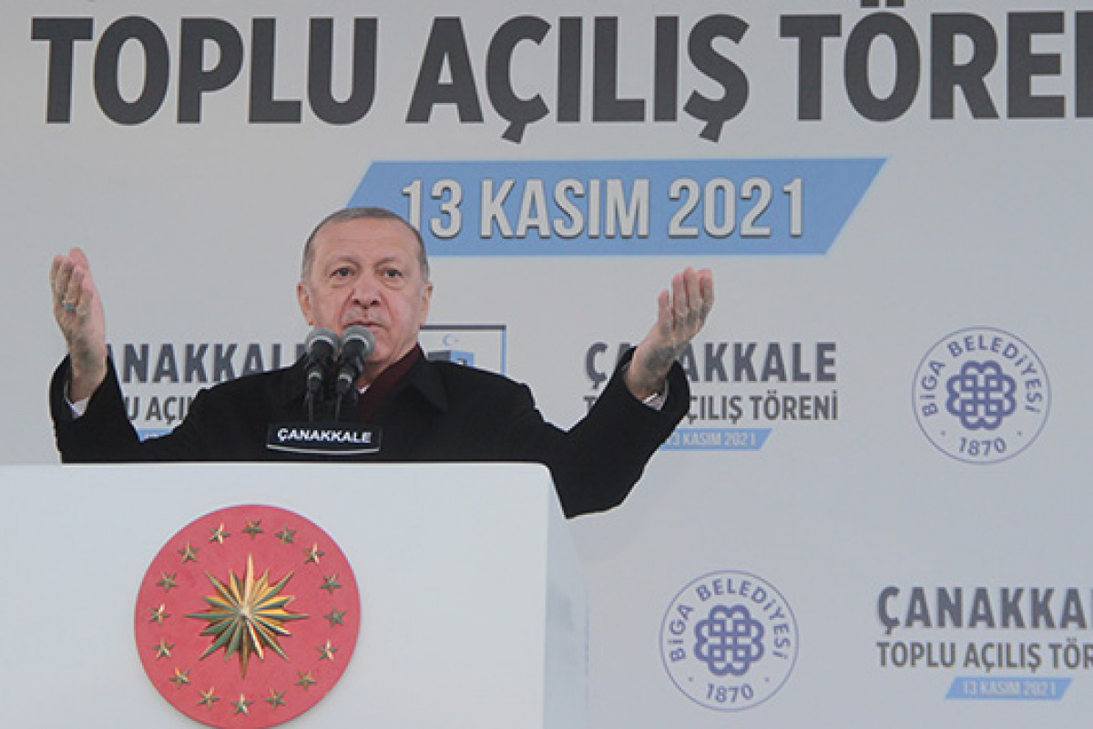 Cumhurbaşkanı Erdoğan: 'O yumrukları millete değil, gücünüz yetiyorsa bize sallayın'