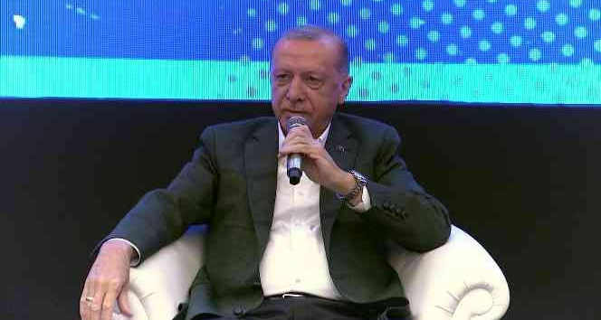 Cumhurbaşkanı Erdoğan, Truva Müzesi’nde Ezineli Yahya Çavuş Belgeseli Galası’nda gençler ile buluştu